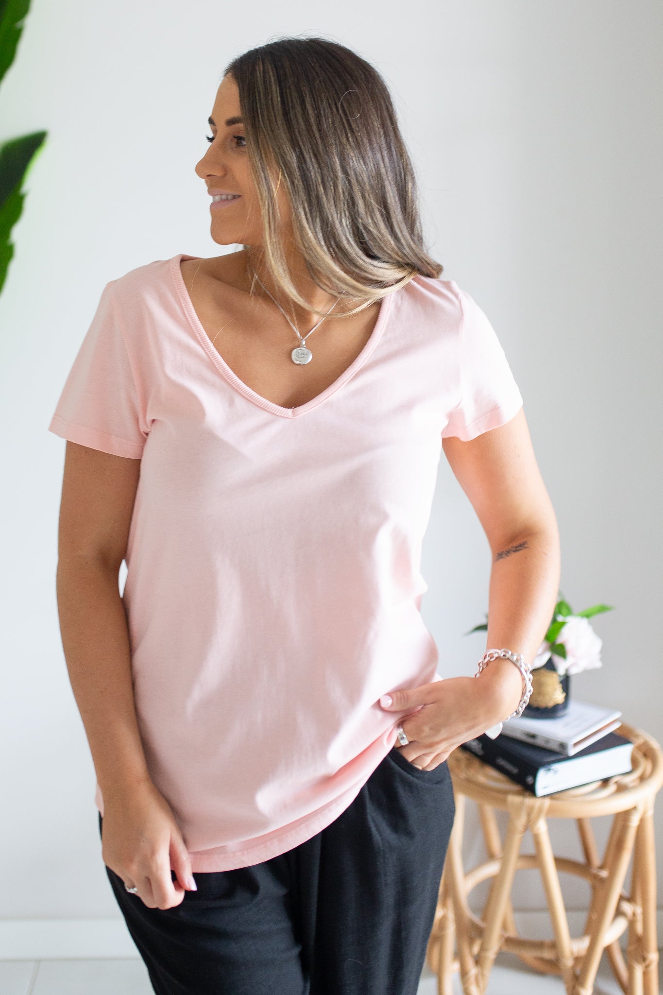 Rib Vee Neck Tee- Impatient Pink