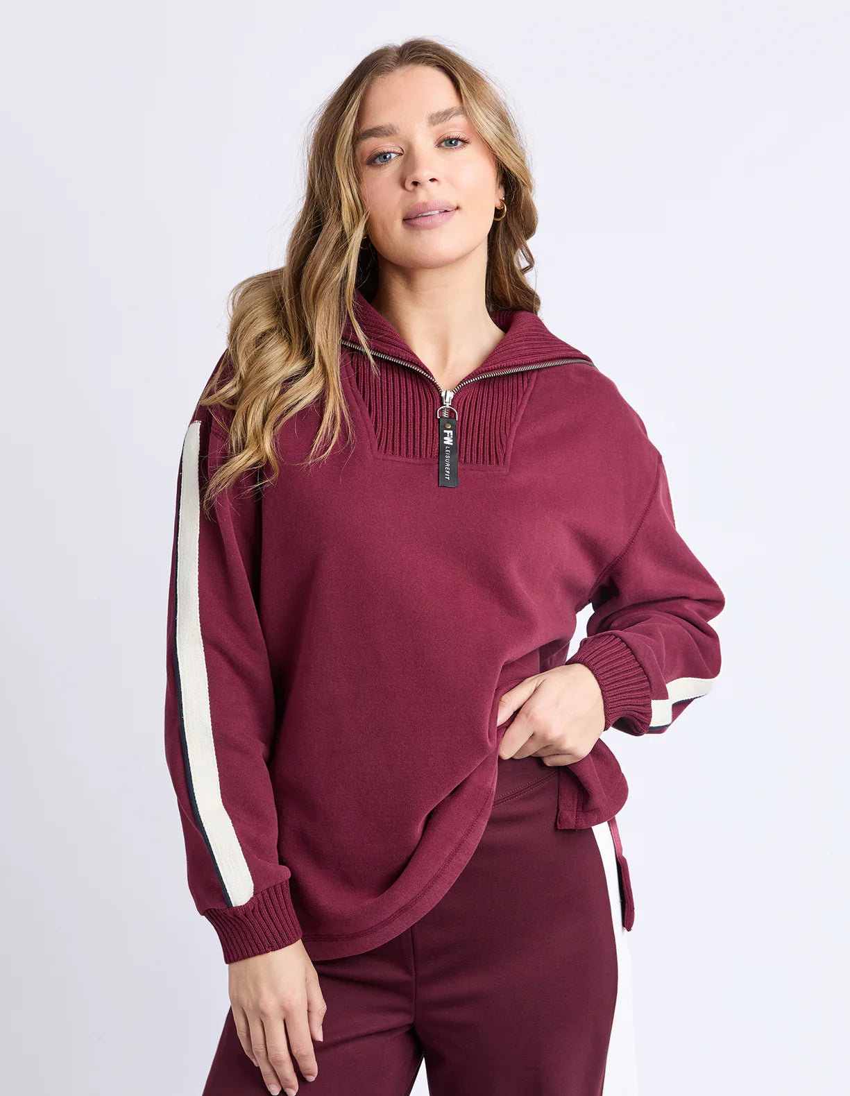 Knit Collar Crew- Port