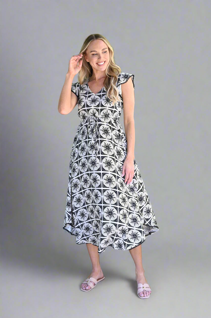Acacia Dress- Black Sun
