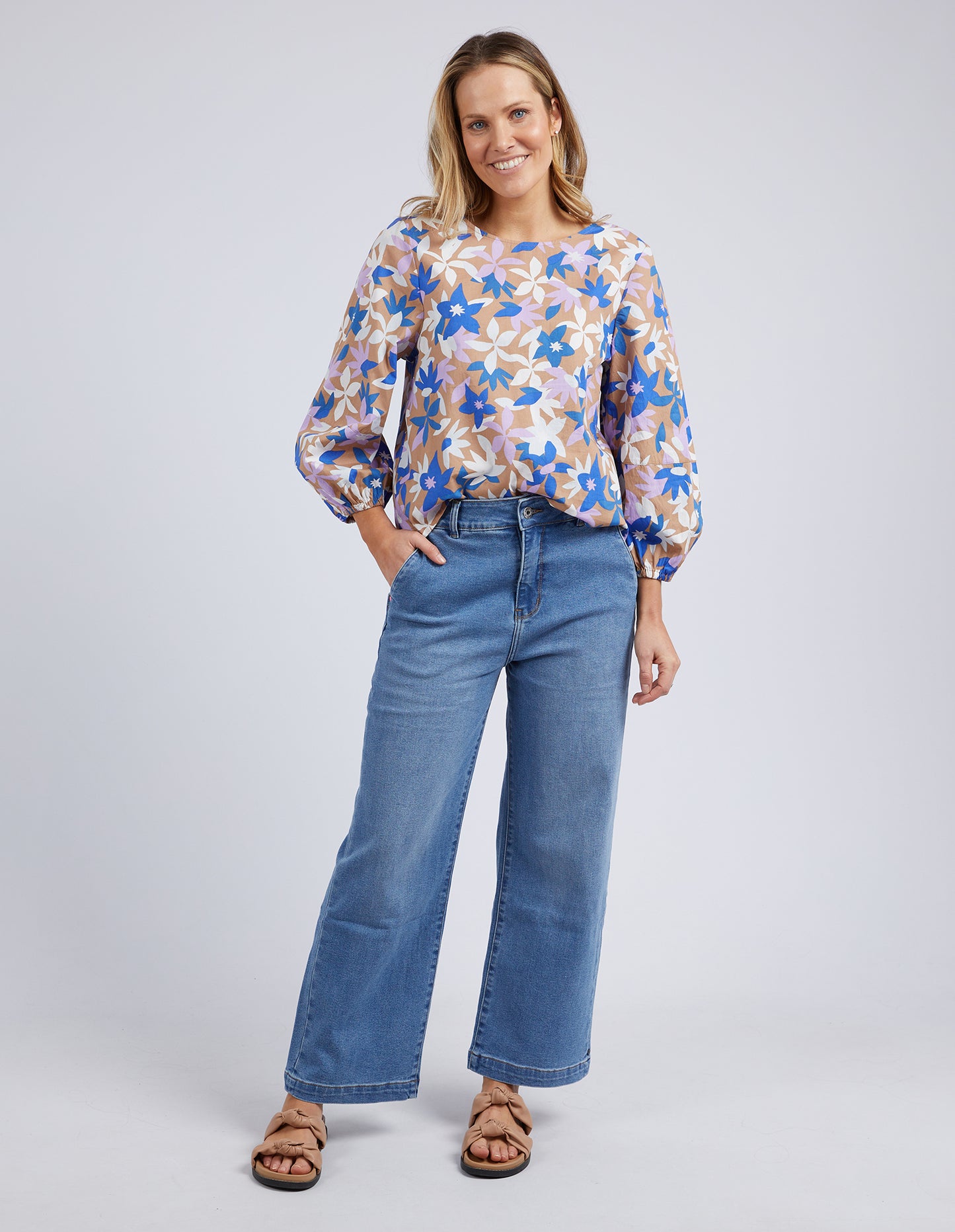Izzy Wide Leg Jean- Light Blue Wash