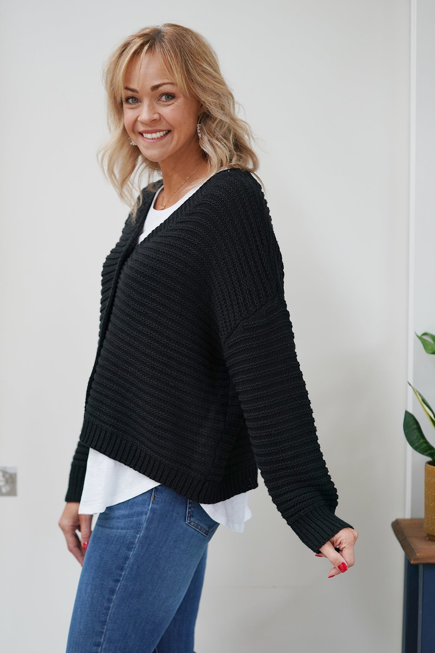 Classic Cardi- Black