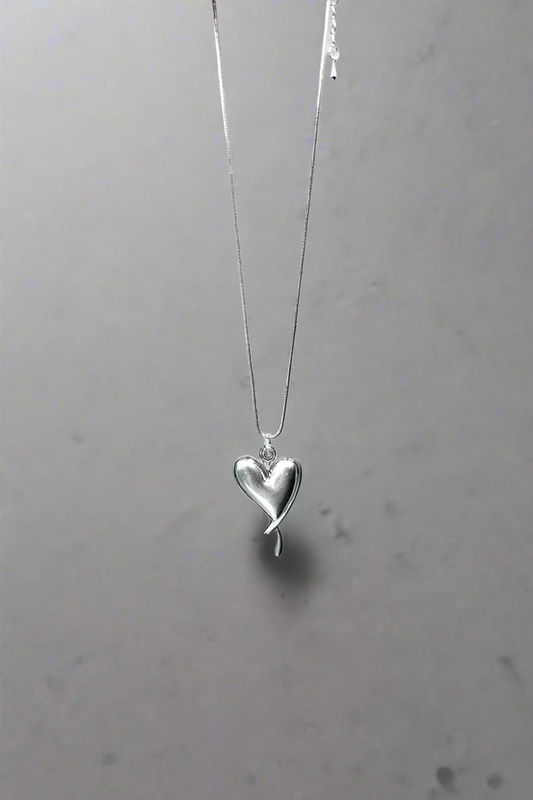 Short Heart Necklace - Silver