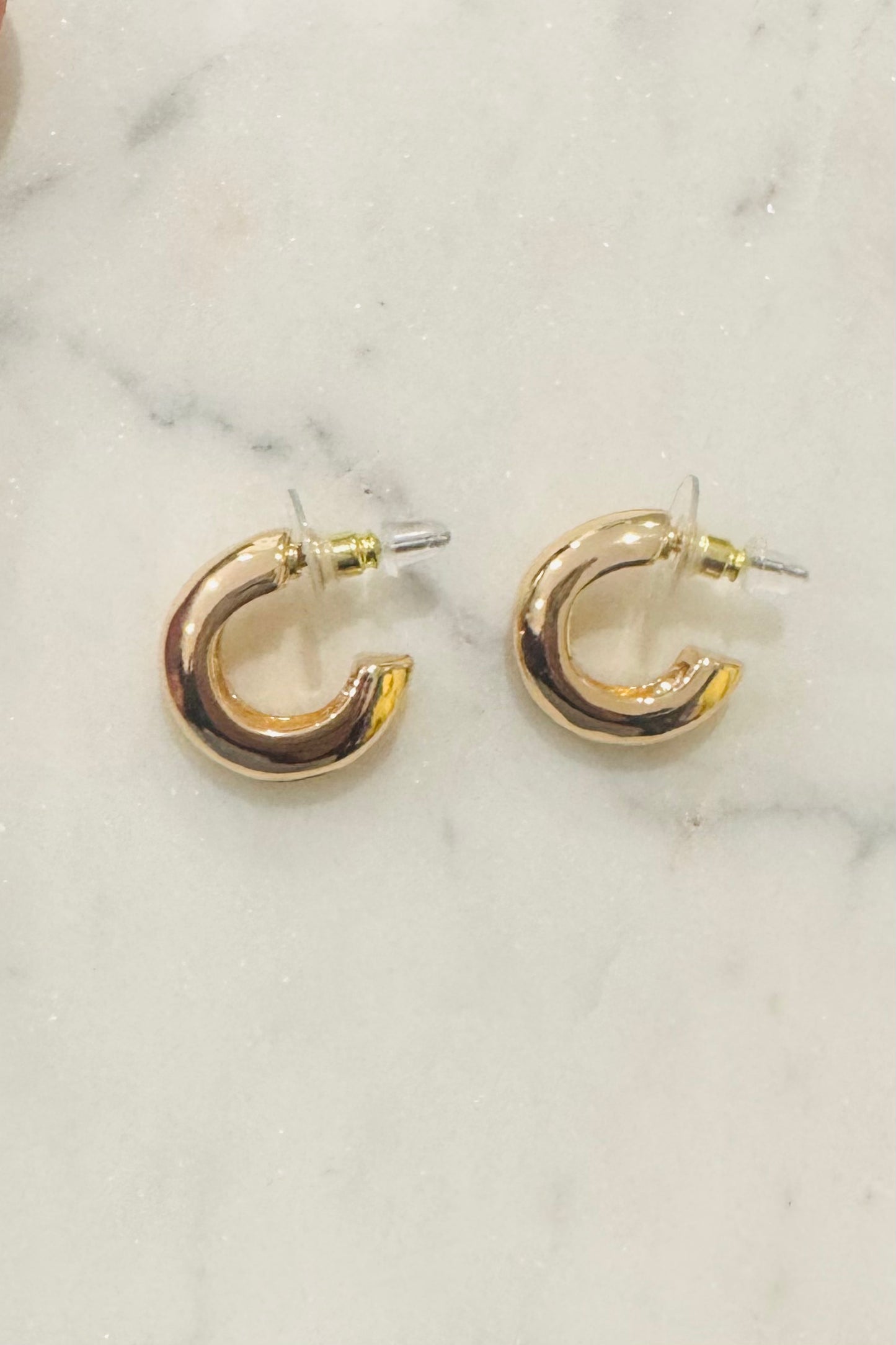 Marley Hoop- Yellow Gold