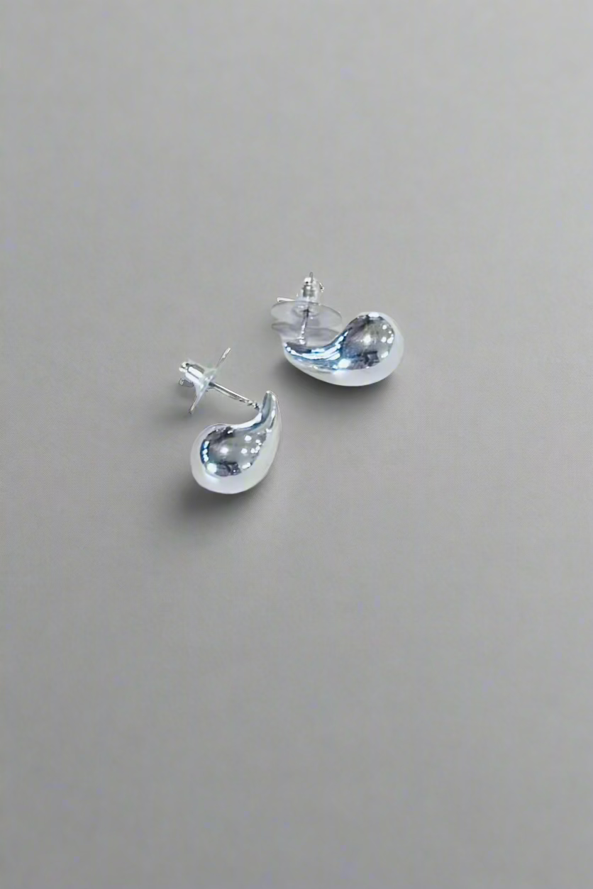Tear Drop- Silver