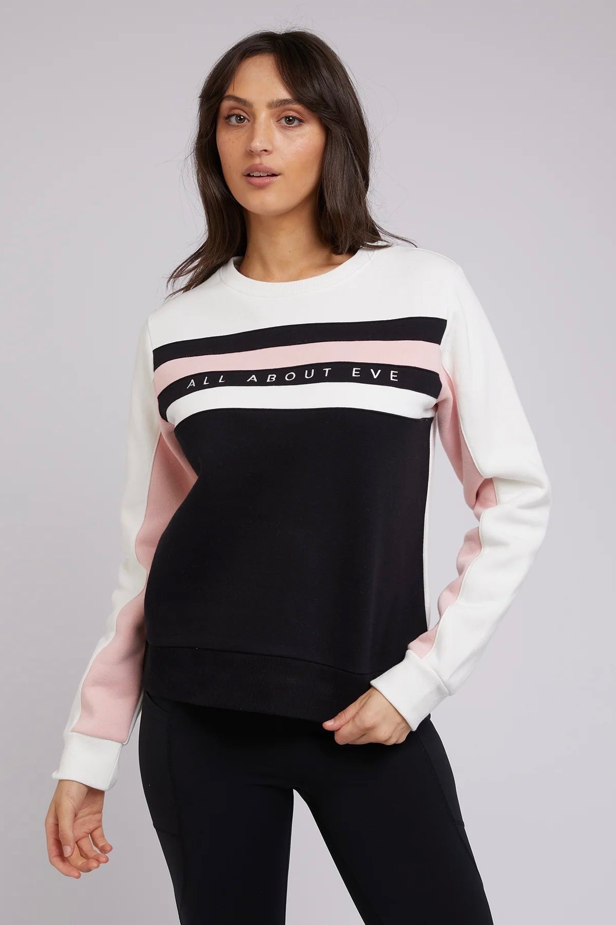 Base Contrast Crew- Vintage White