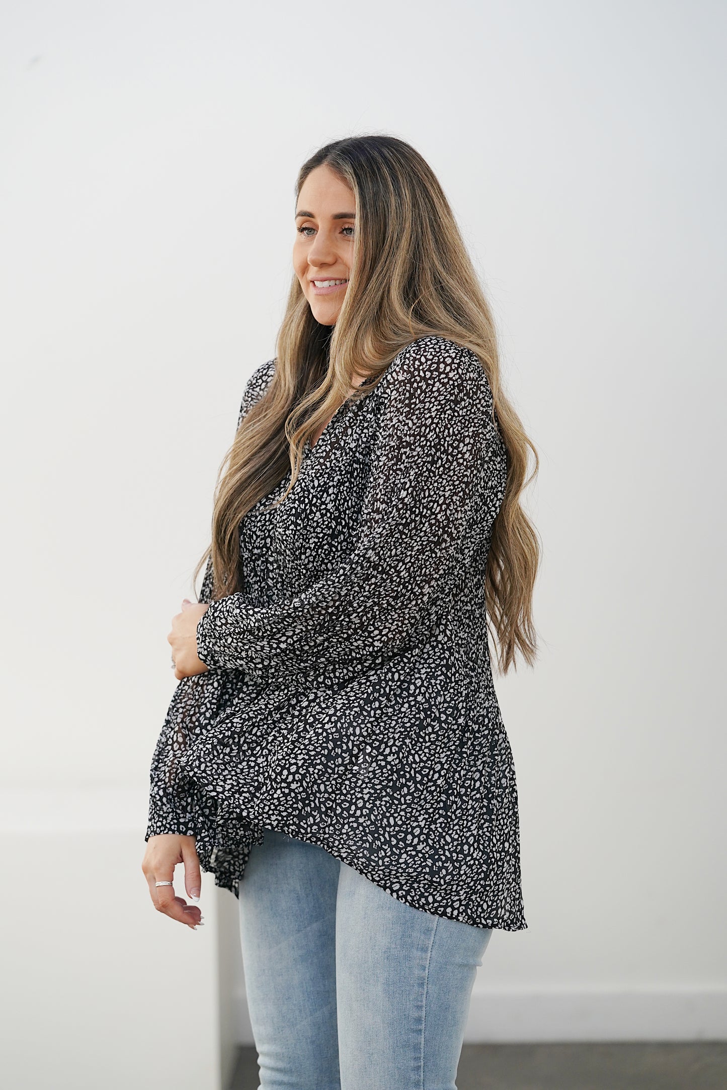 Ivy Shirt- Black Pebble