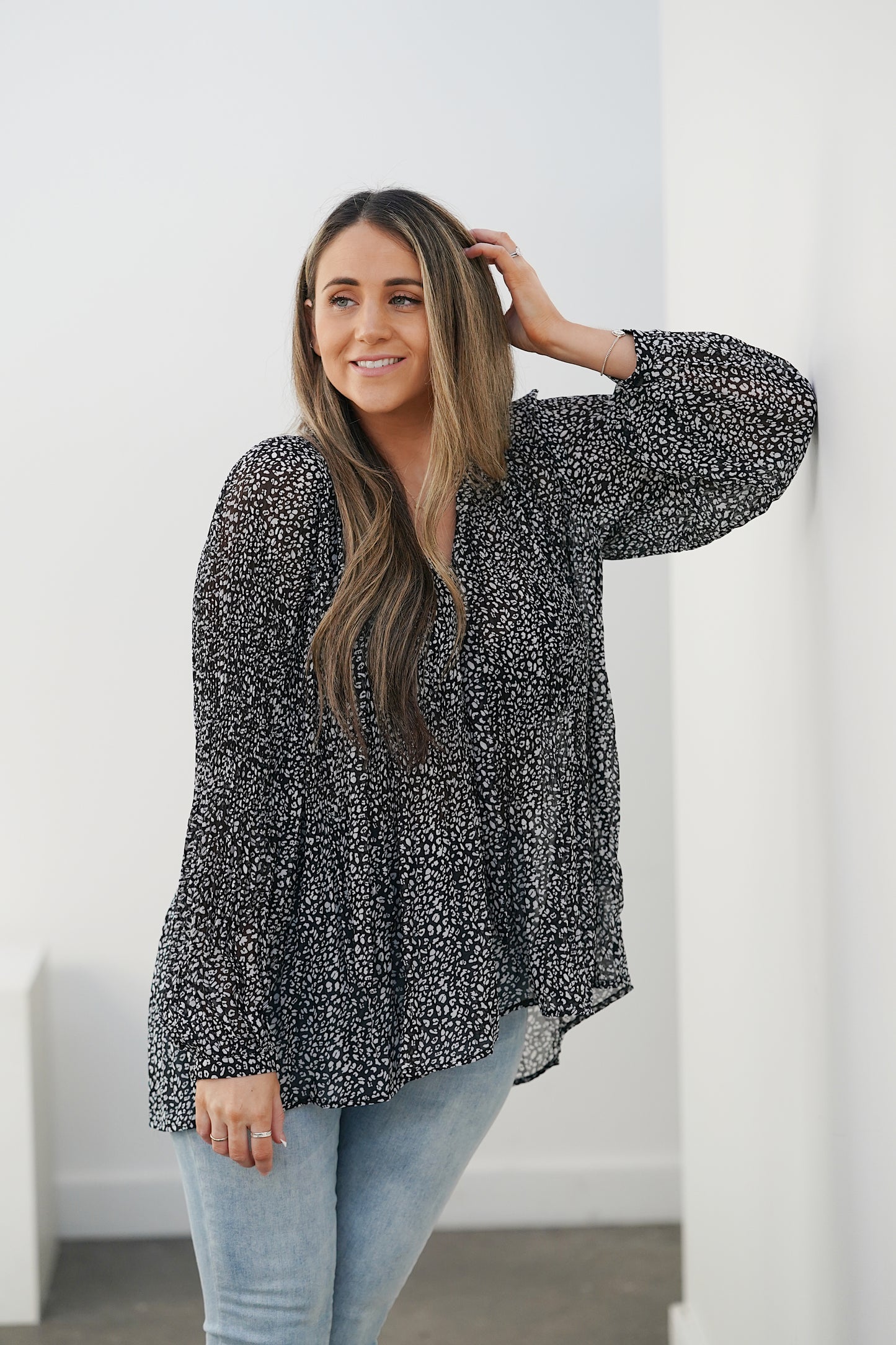 Ivy Shirt- Black Pebble