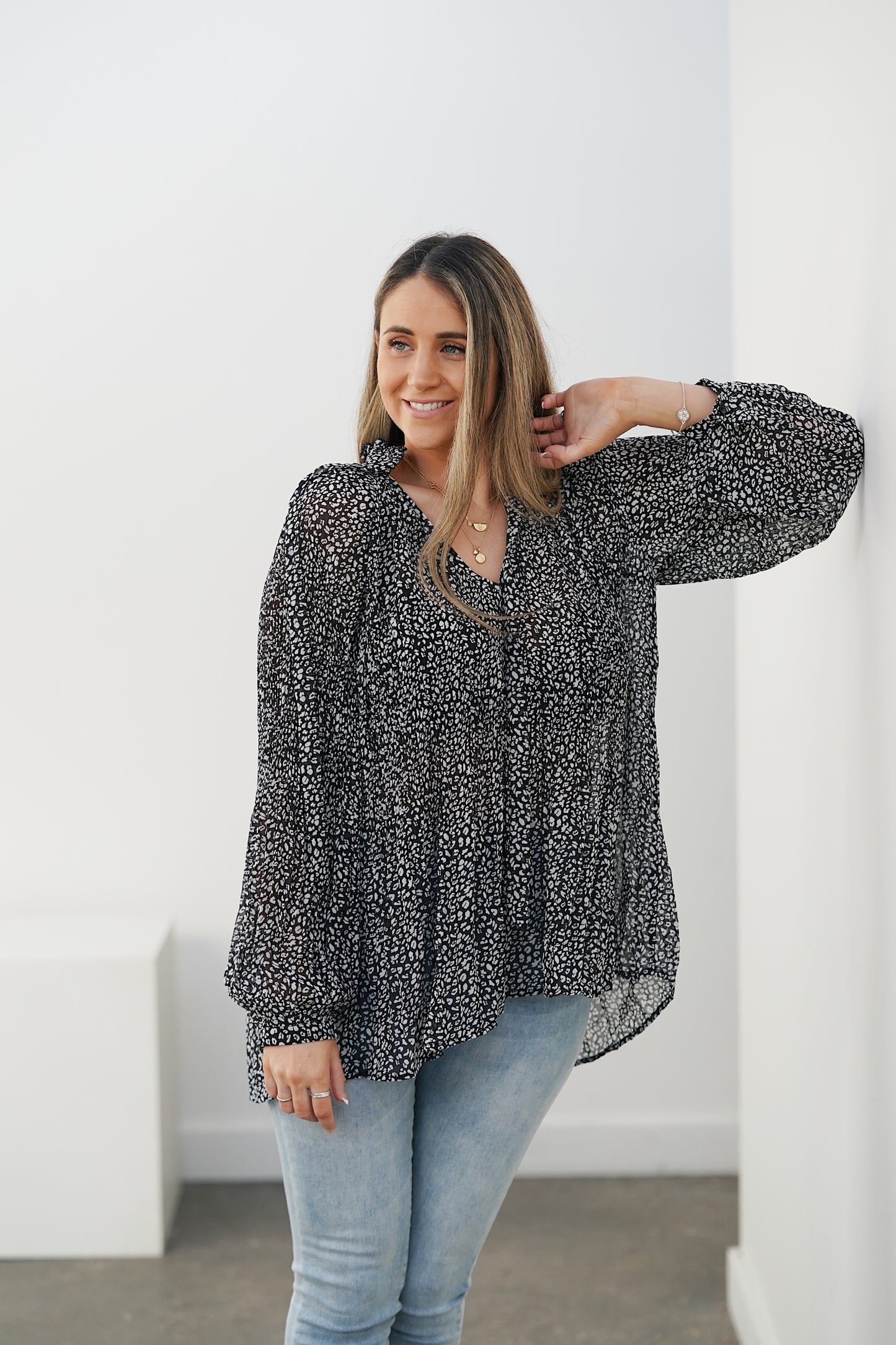 Ivy Shirt- Black Pebble