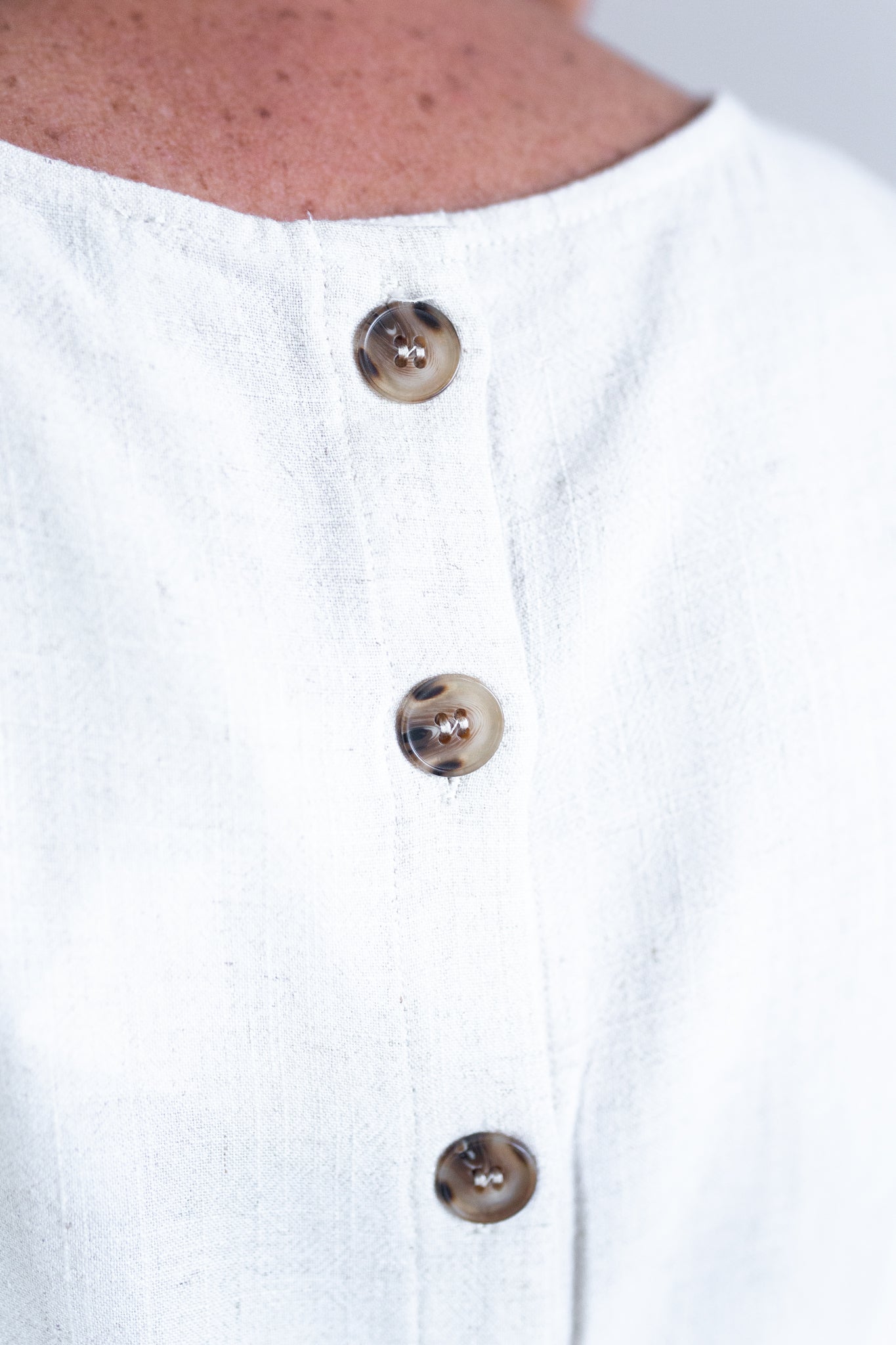 Short Linen Frill Top- White