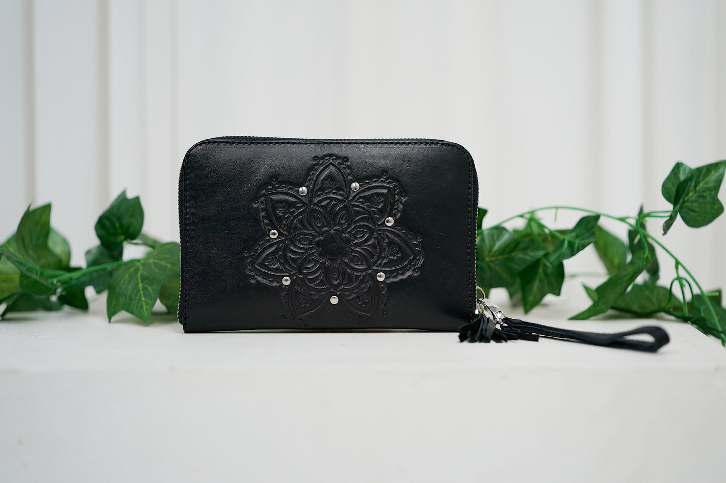 Salsa Zip Wallet- Black