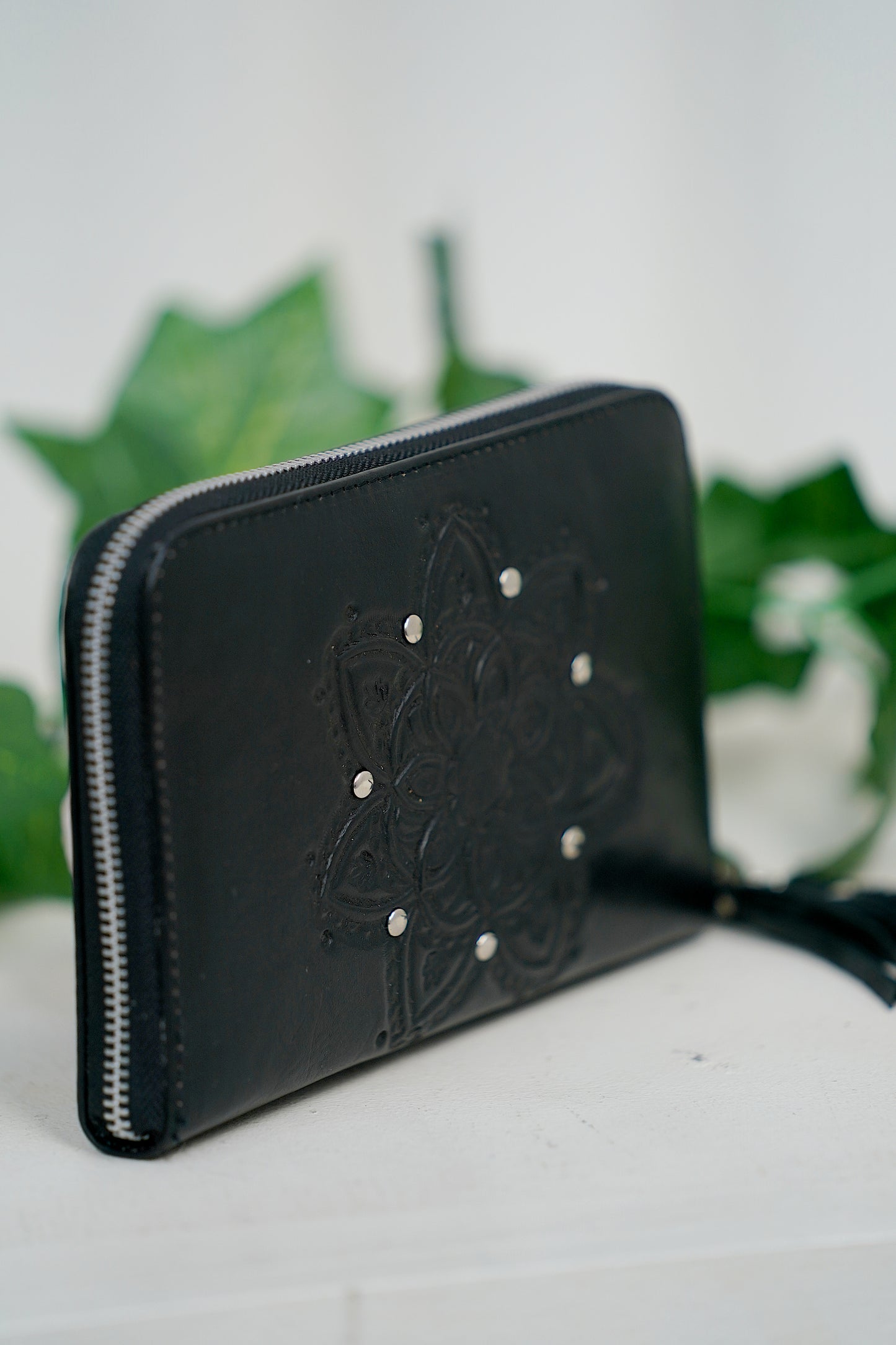 Salsa Zip Wallet- Black