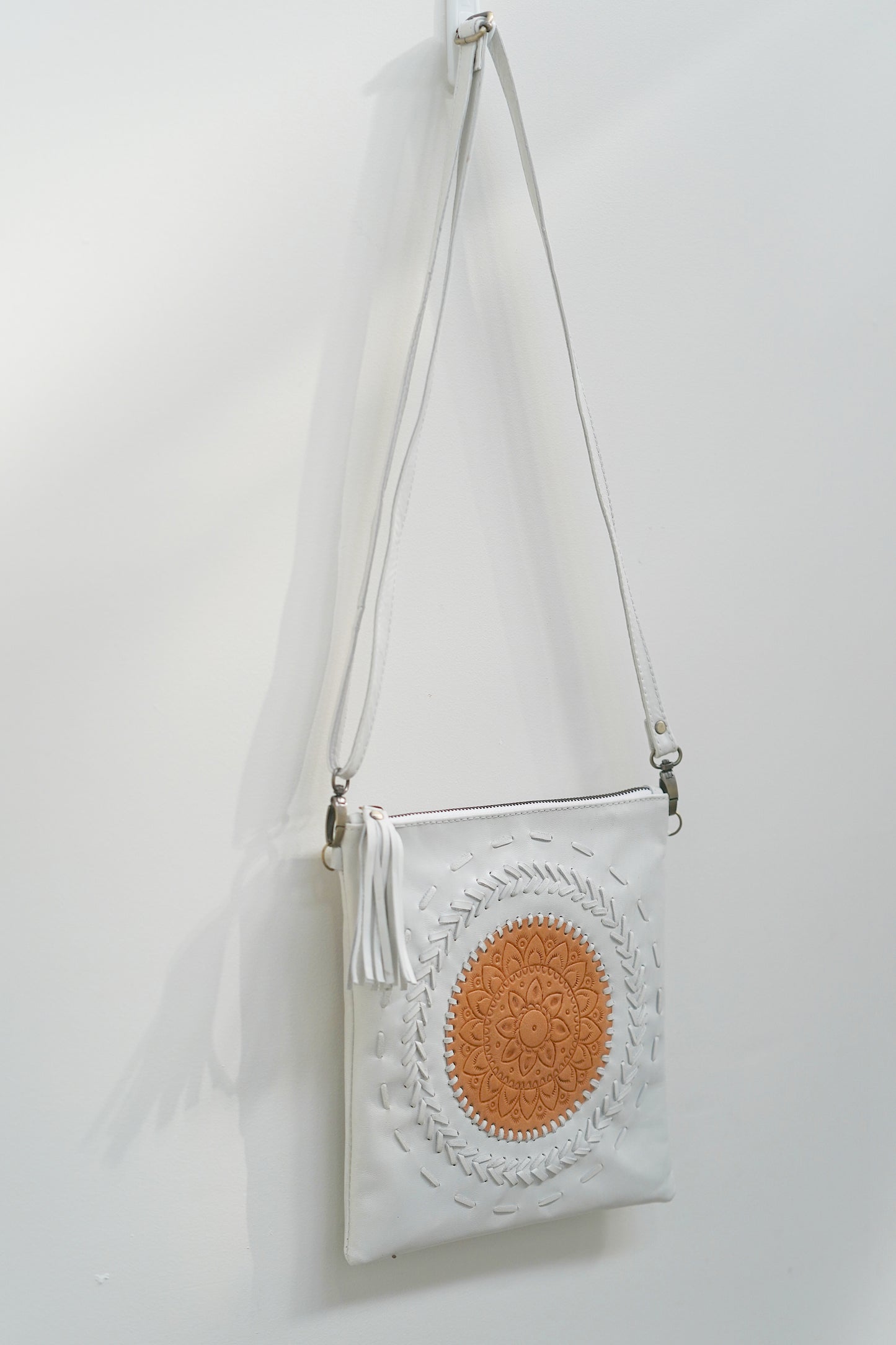 Leather Sling Bag- White/Tan