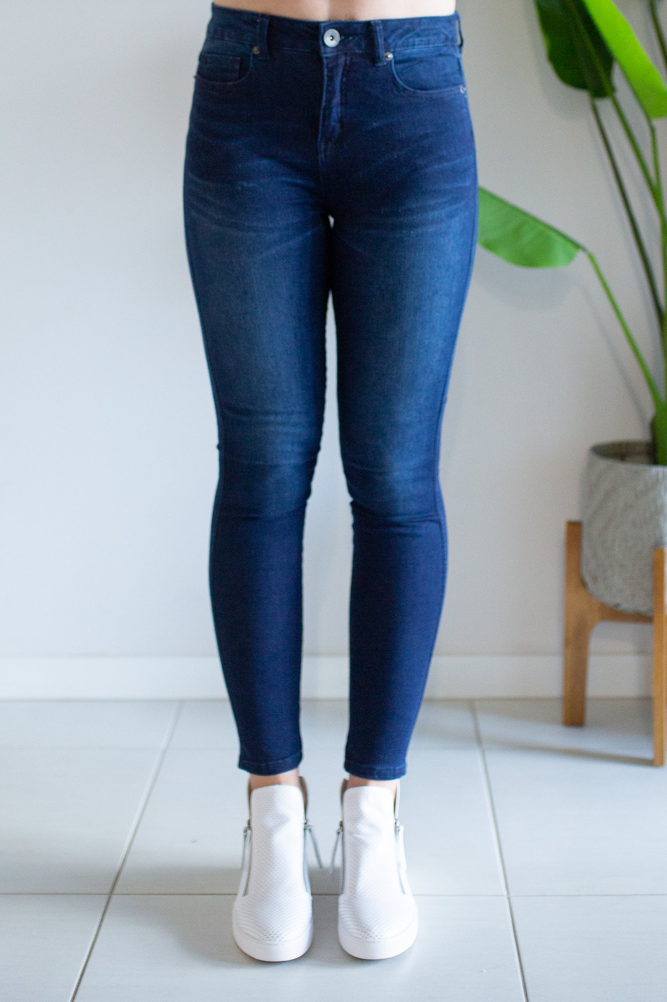 Khloe Plain Jean- Ink Wash