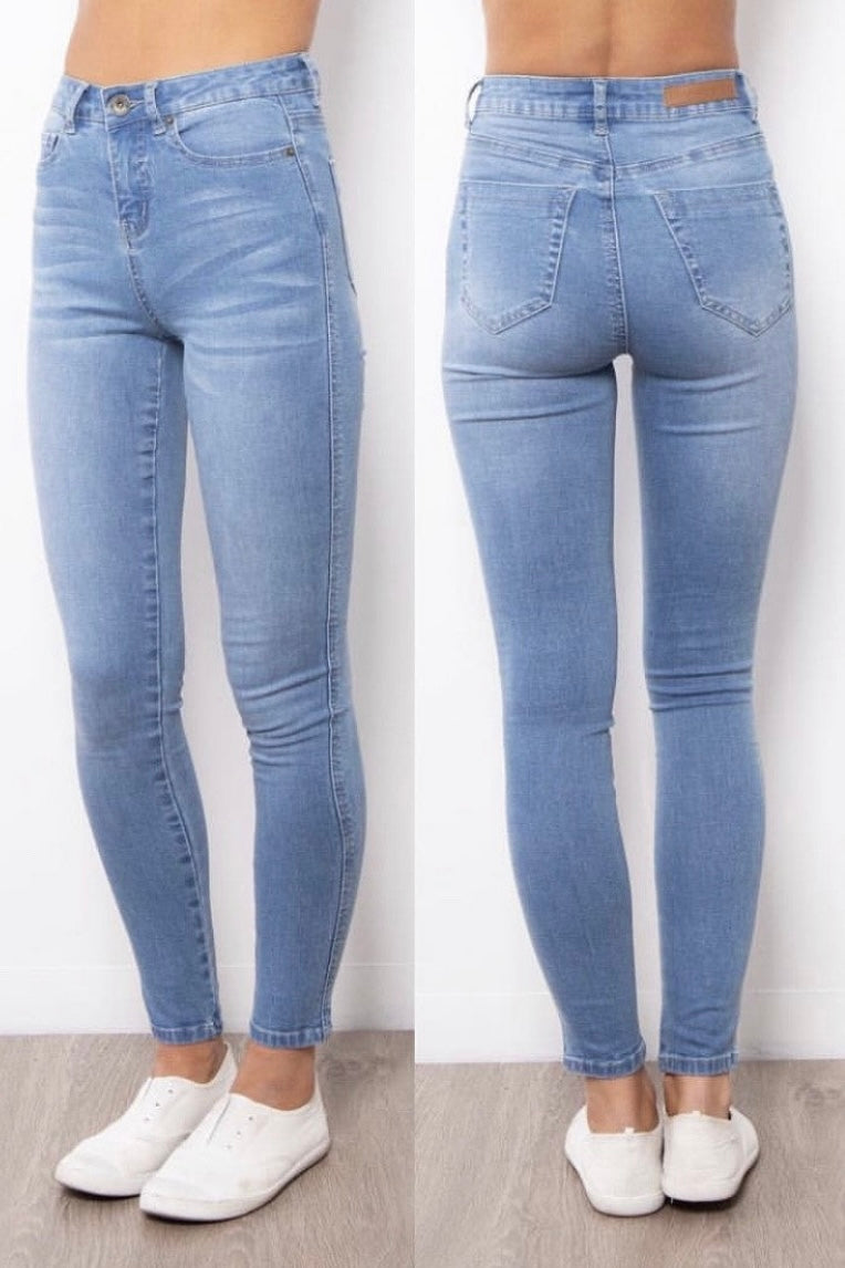 Khloe Plain Jean- Blue wash