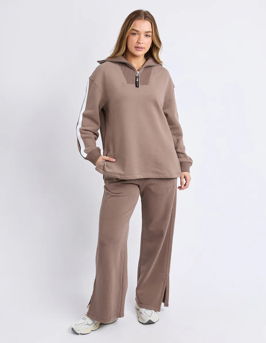 Knit Collar Crew- Brown