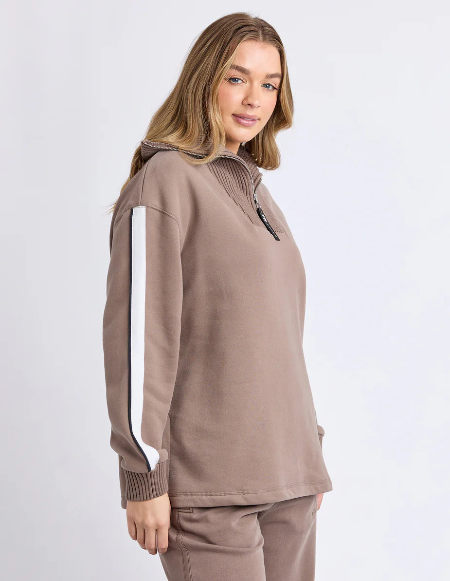 Knit Collar Crew- Brown