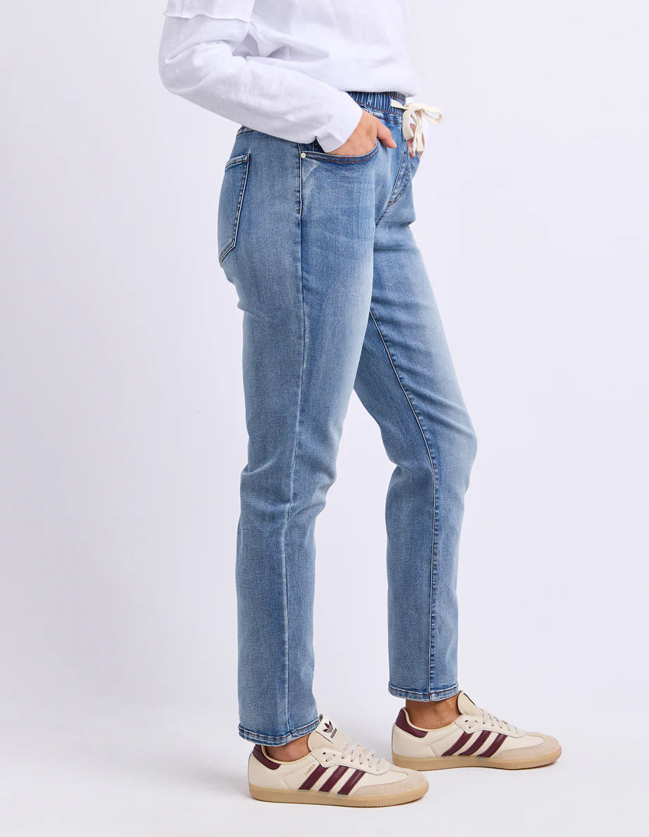 Juliette Jogger Jean - Light Blue
