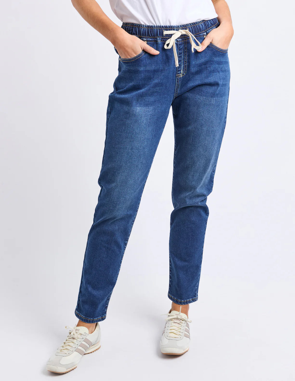 Juliette Jogger Jean - Vintage Blue