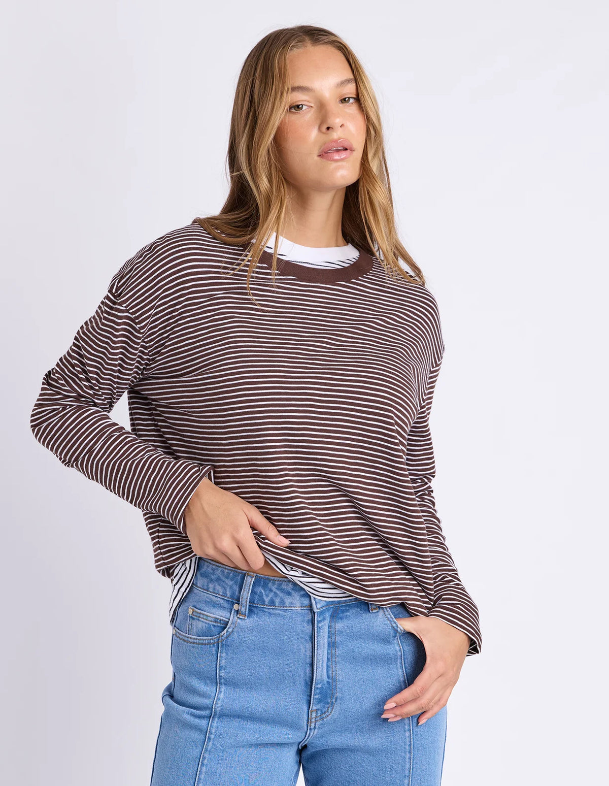 Hutch L/S Tee- Coffee