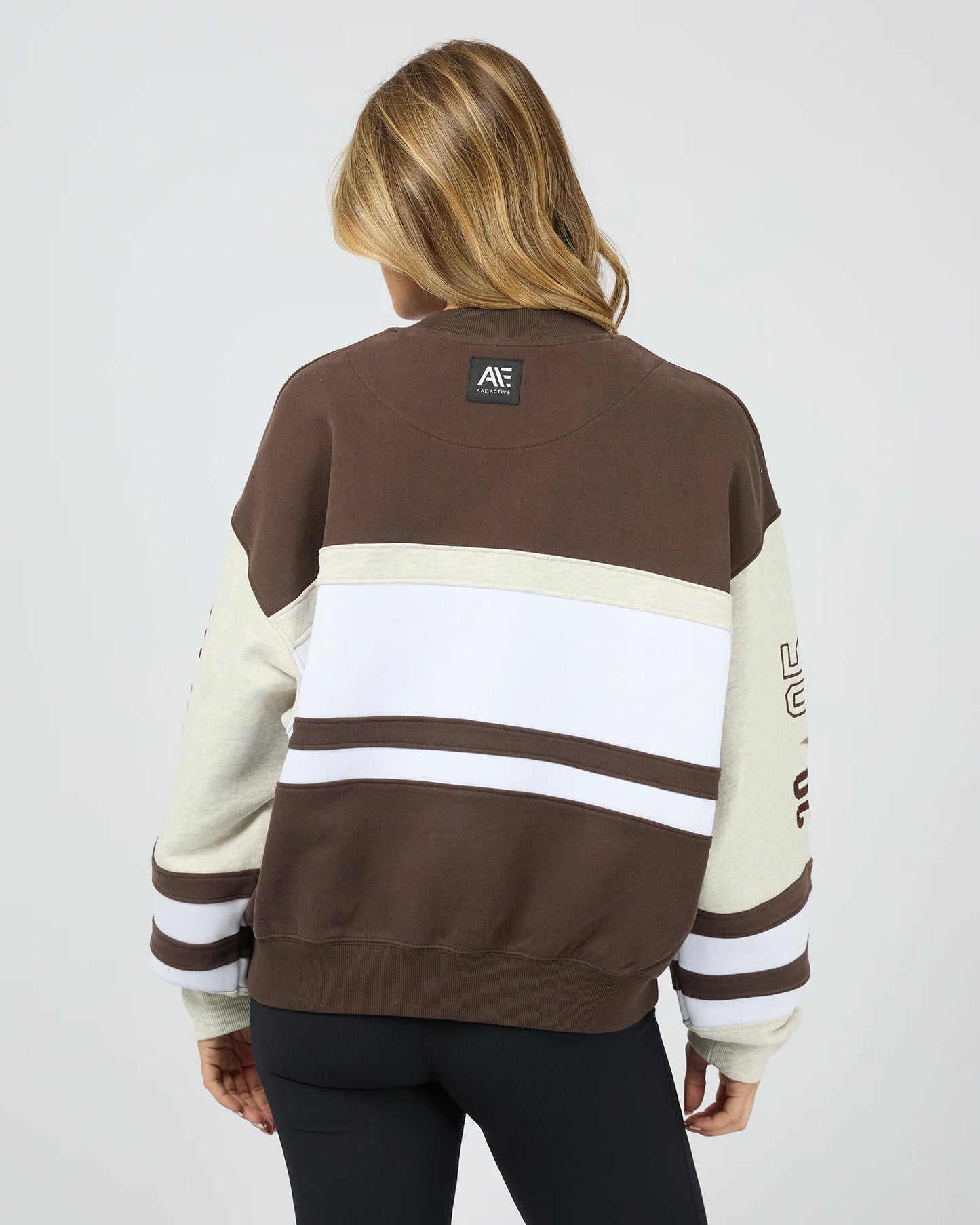Div One Panel Crew- Brown