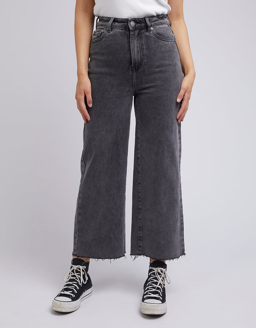 Charlie High Rise Wide Leg Jean- Washed Black