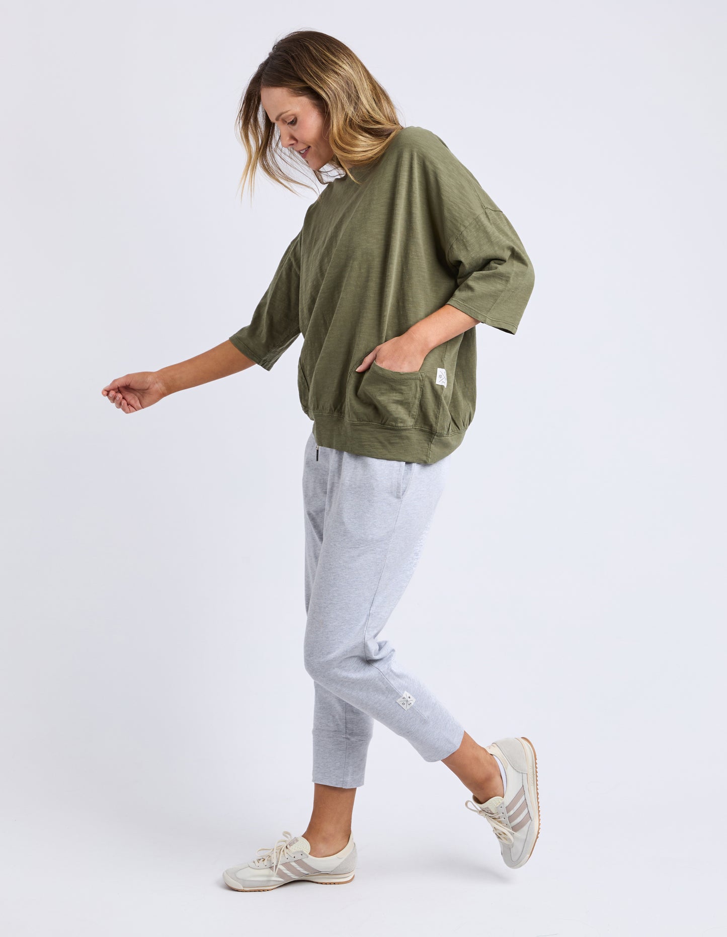Mazie Round Sweat - Dark Khaki