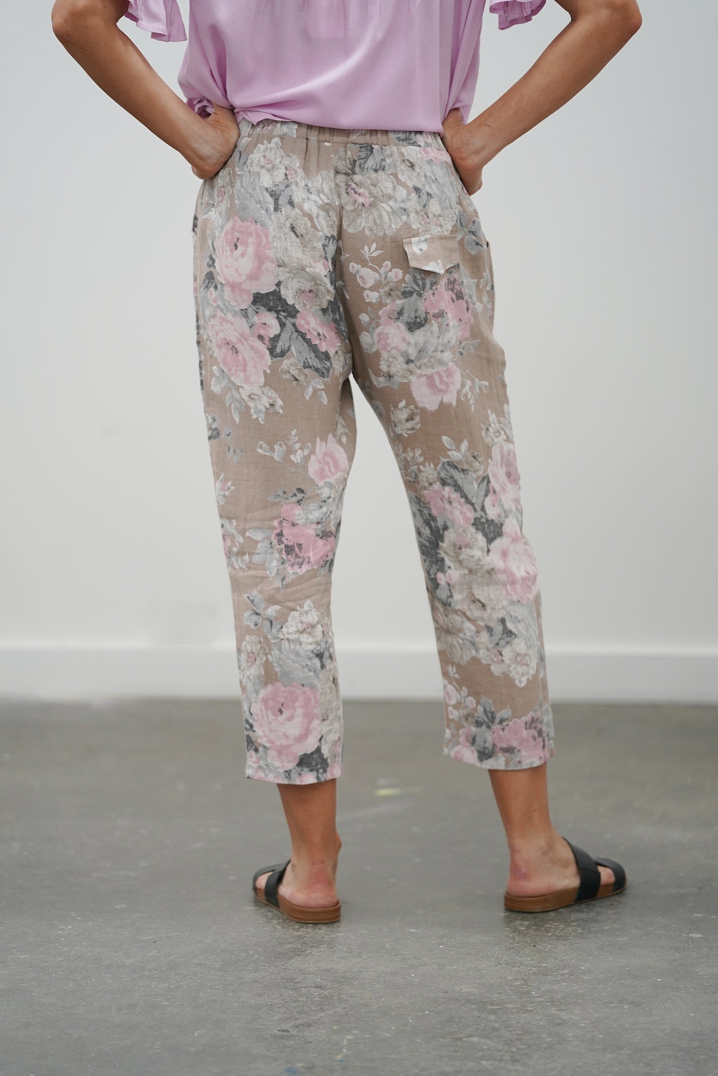 Taylor Floral Linen Pant- Khaki