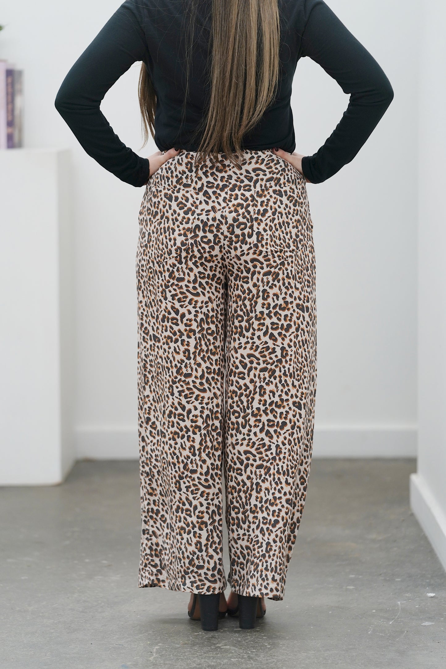 Africa Wide Leg Pant