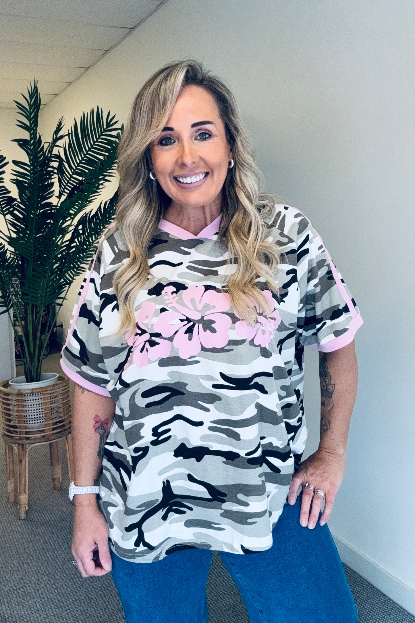 Frankie Camo Tee - Grey/Pink