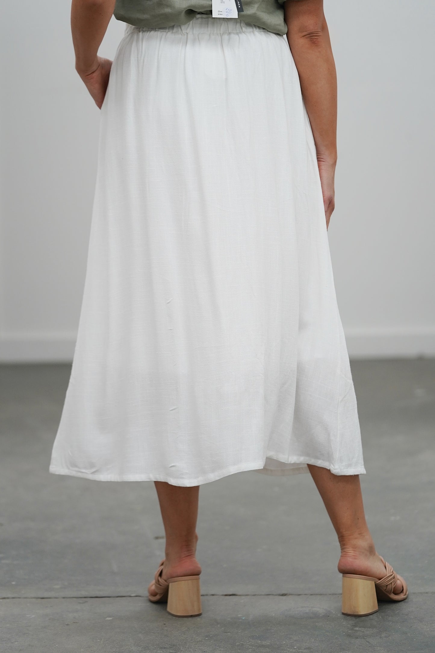 Linen Button Skirt- White