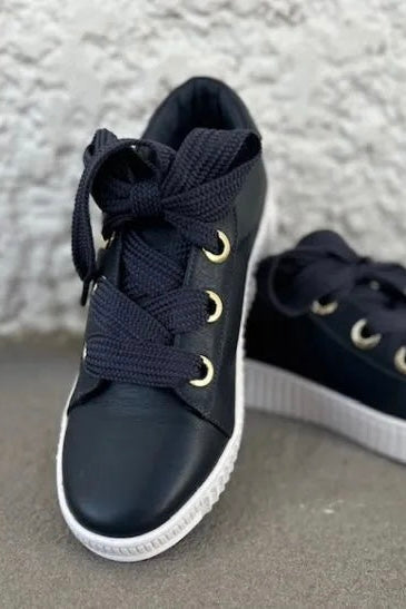 Bastille Leather ribbon Shoe- Black