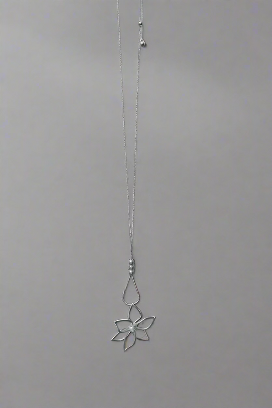 Flower Necklace - Silver