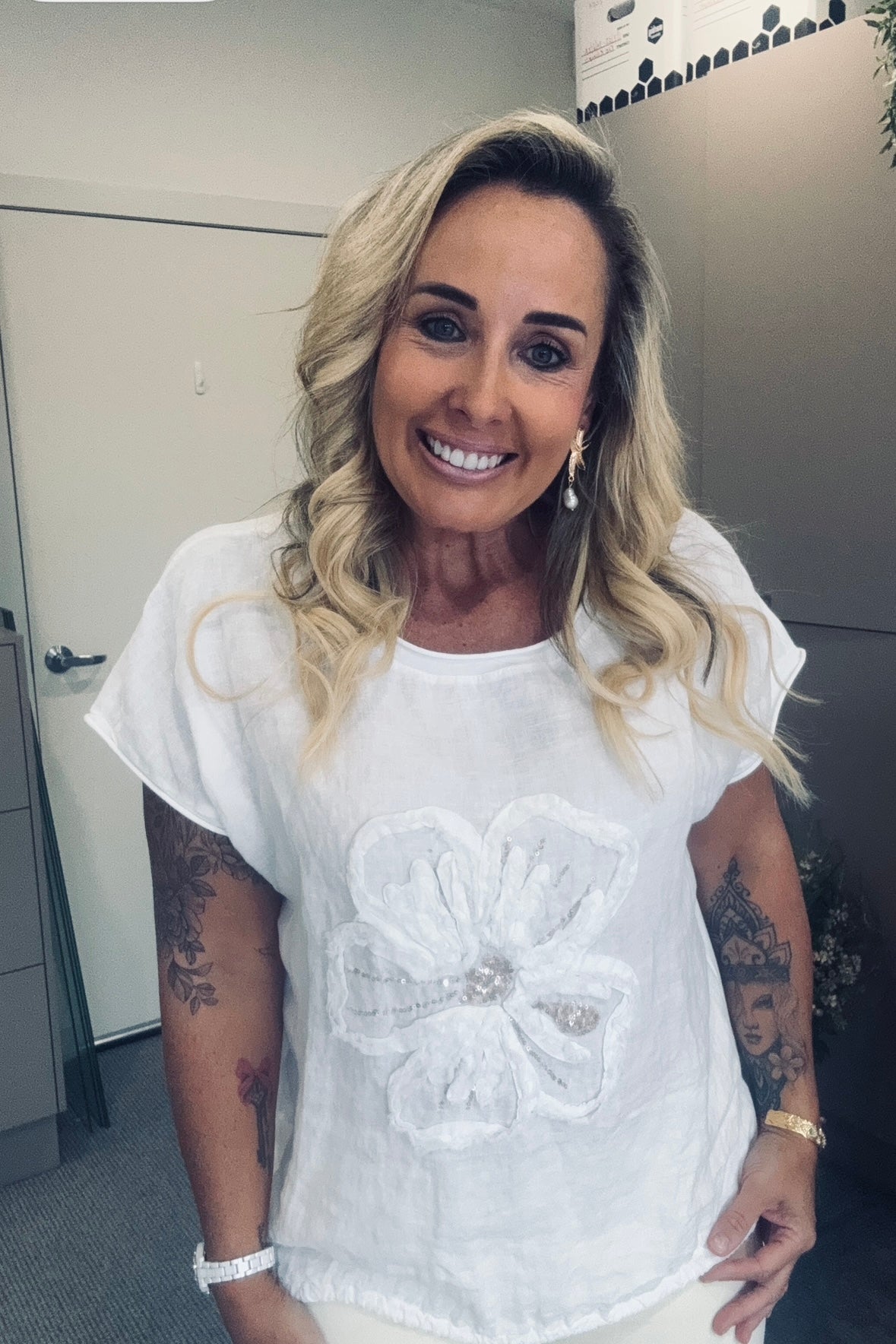 Linen Flower top- White