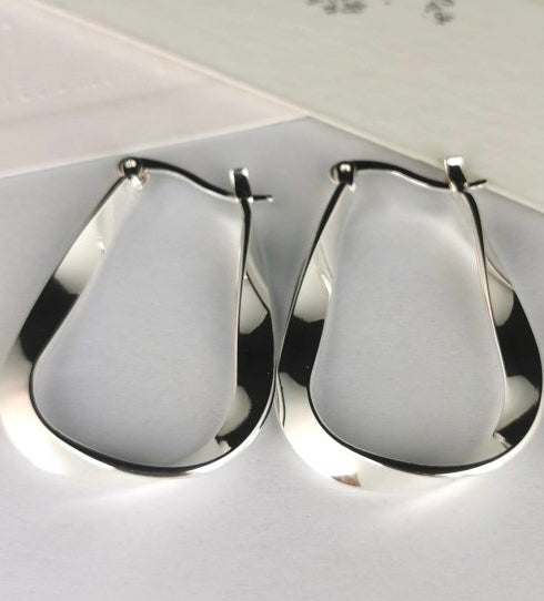 Twist Me Earring - Silver