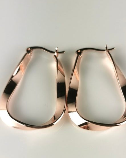 Twist Me Earring - Rose Gold