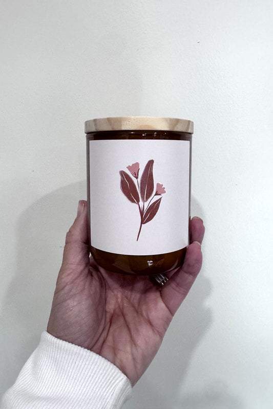 Trio Leaf Candle