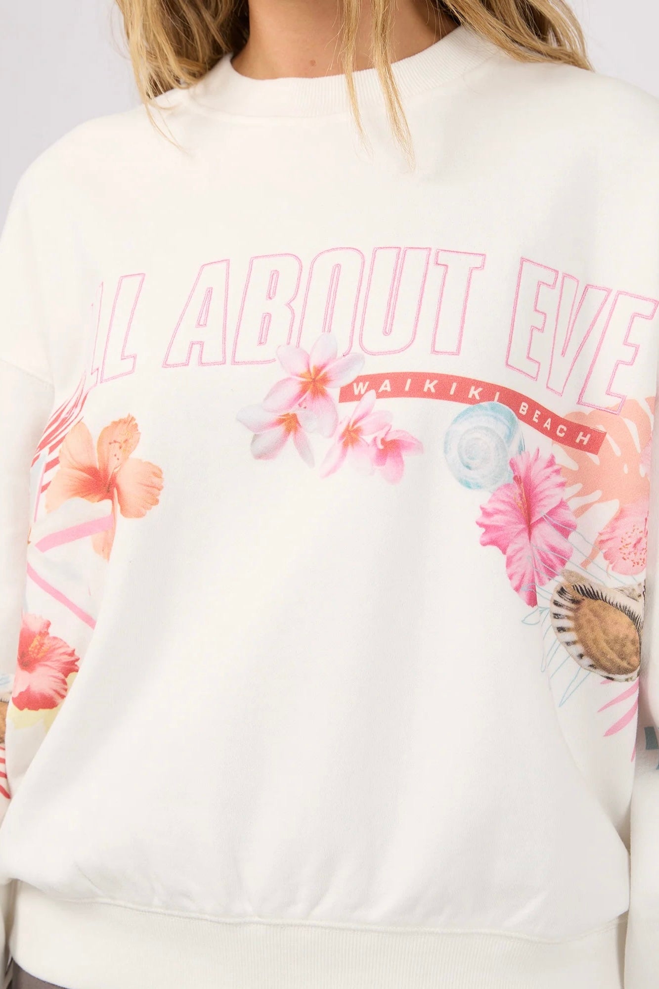 Hawaiian Hibiscus Box Crew - Vintage White