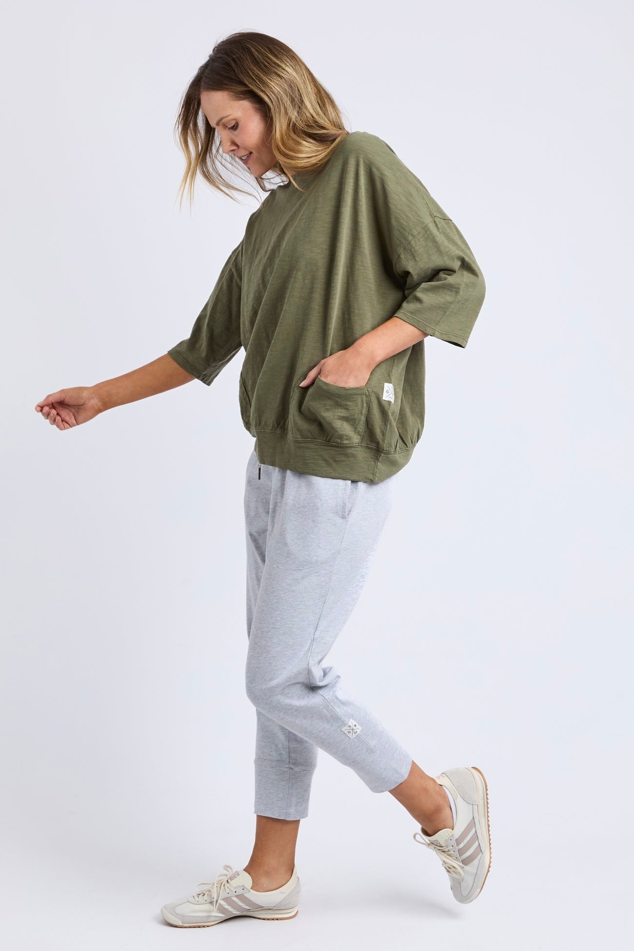 Mazie Round Sweat - Dark Khaki