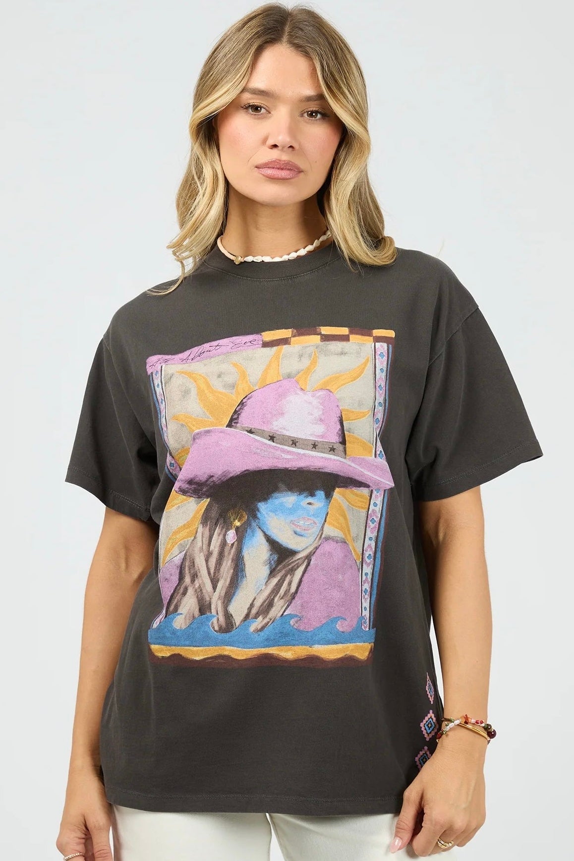 Calamity Sun Relaxed Tee- Washed Black