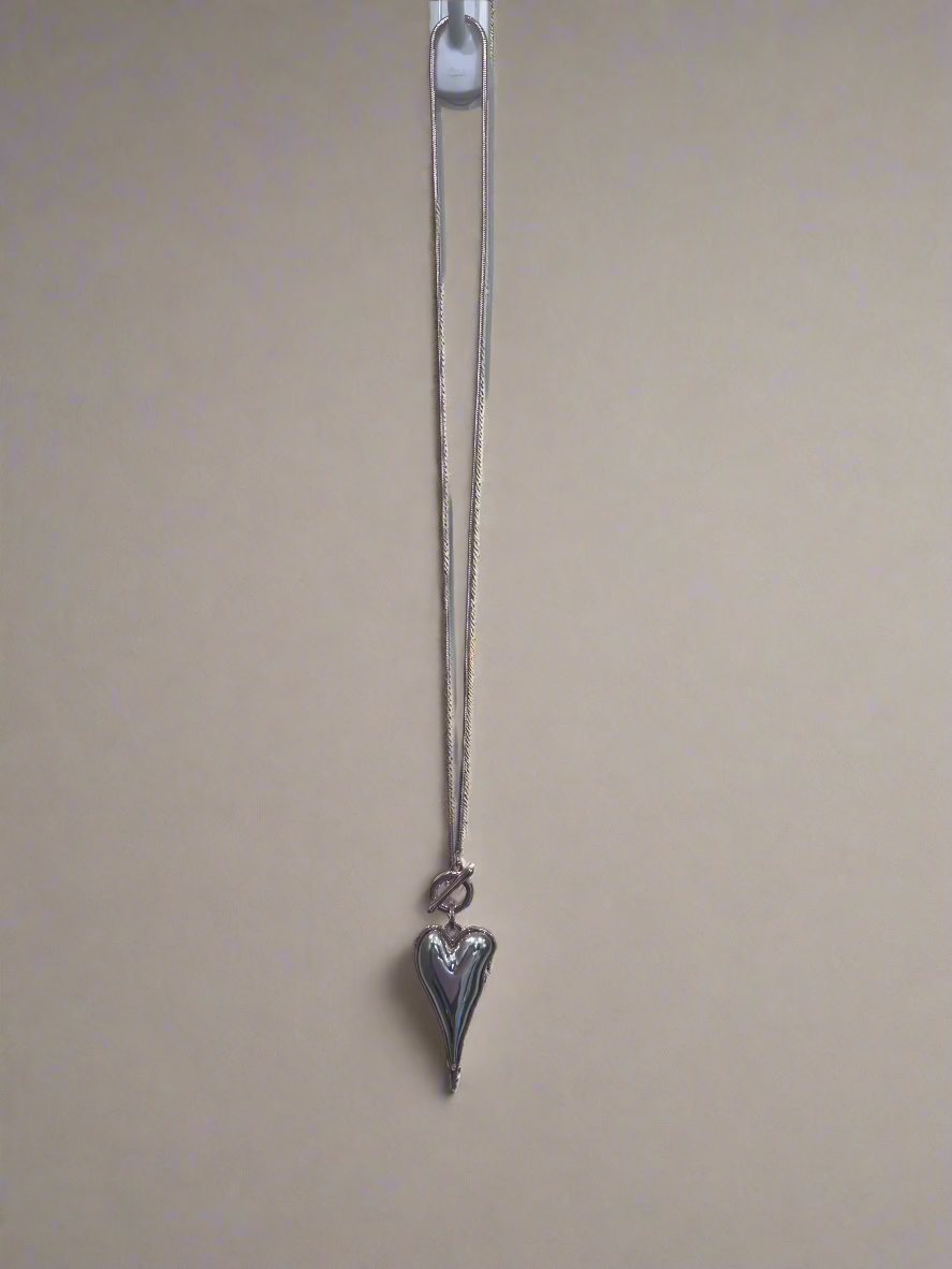 Chunky Heart Necklace - Silver