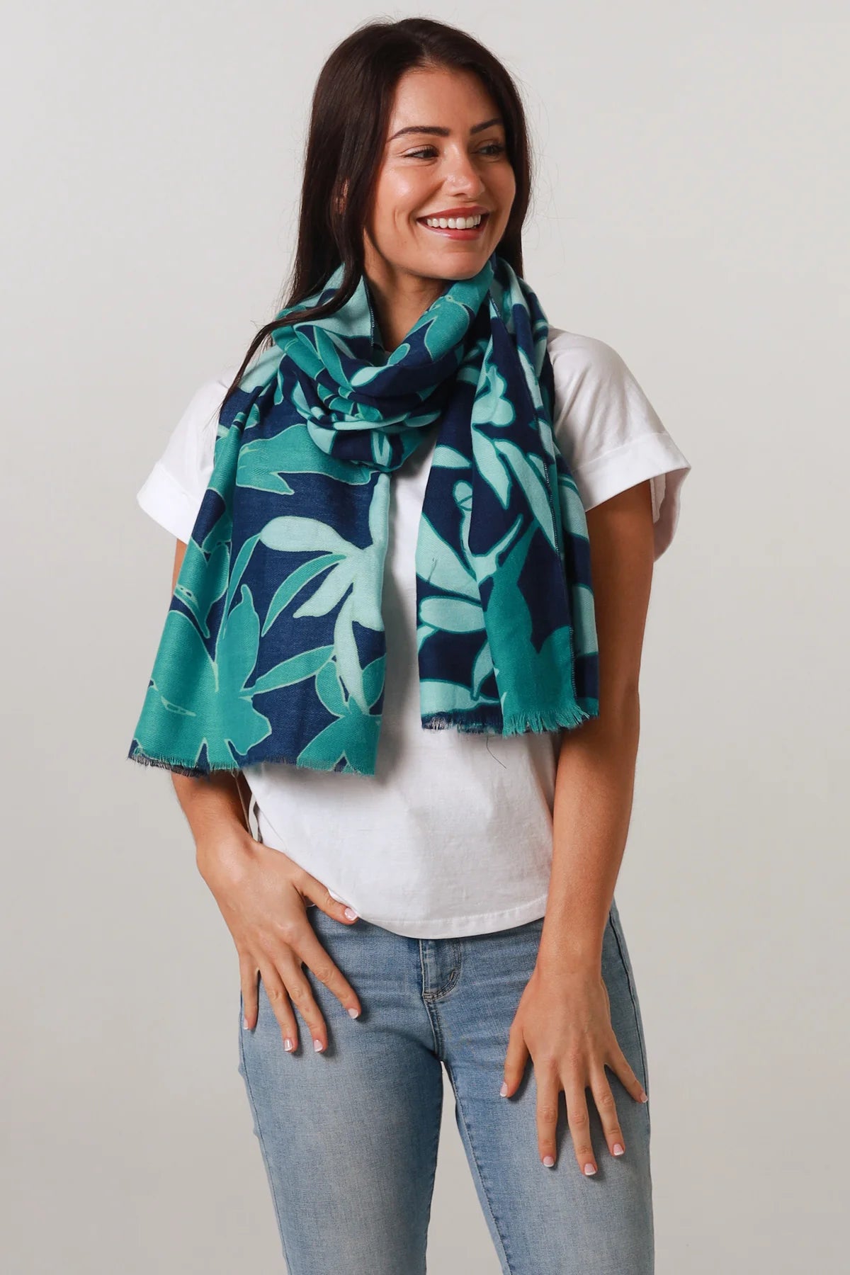 Navy/Green Luscious Scarf