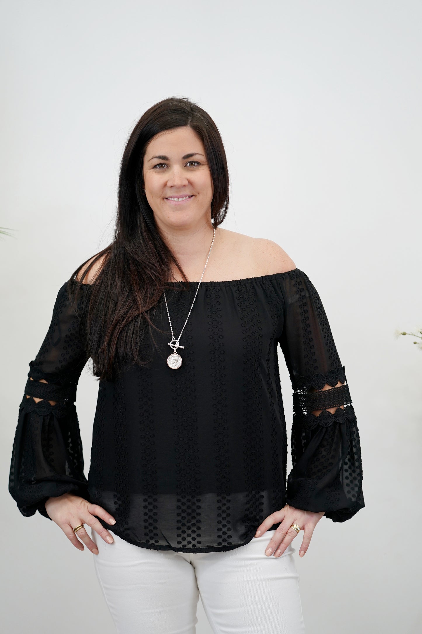 Lucy Lace Top- Black