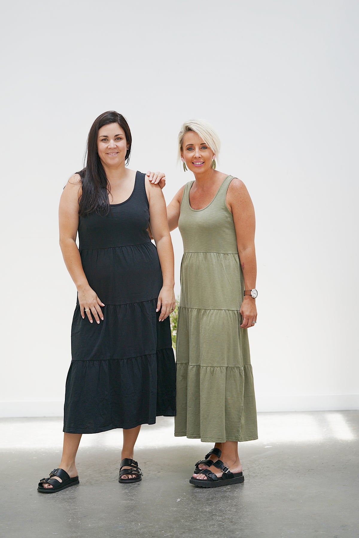 AAE Linen Midi Dress- Black